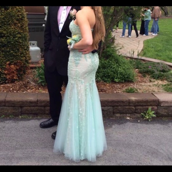 Prom Dress - Picture 2 of 8